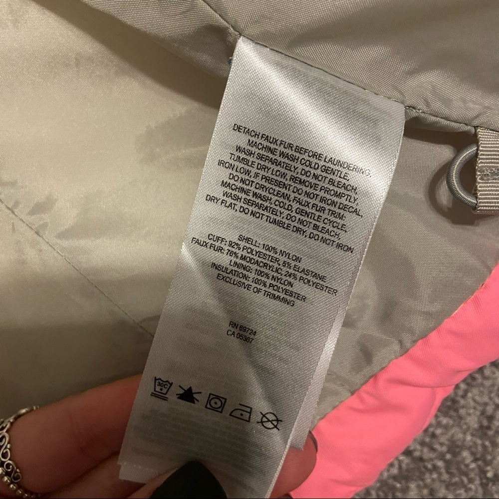 Columbia Puffer Coat - Picture 4 of 5